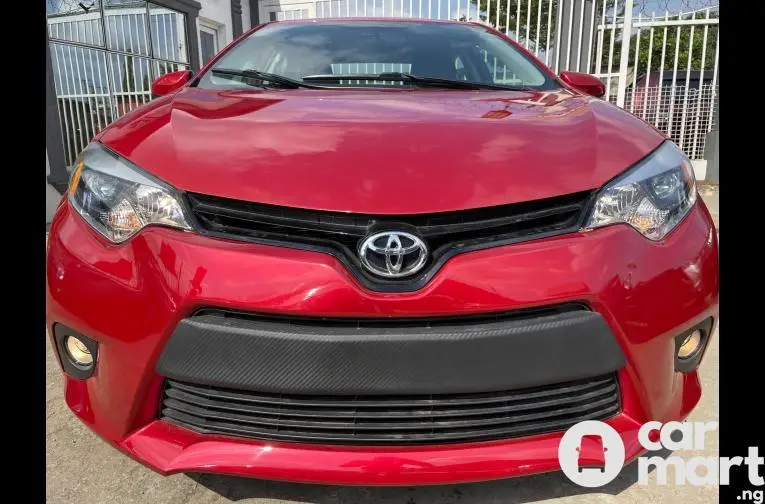 Foreign Used 2015 Toyota Corolla LE - 1/5