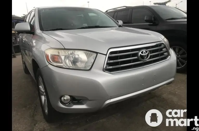 Foreign Used 2010 Toyota highlander - 2/5