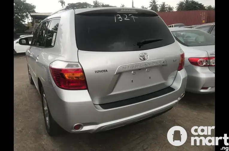 Foreign Used 2010 Toyota highlander - 5/5