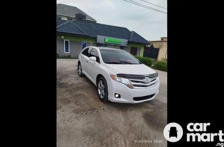 Used Toyota Venza 2010 - 1/5