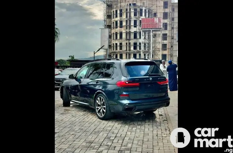 2021 BMW X7 M50i - 4/5