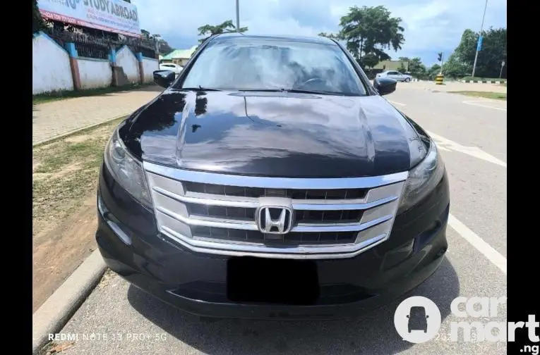 2010 HONDA CROSSTOUR - 1/5