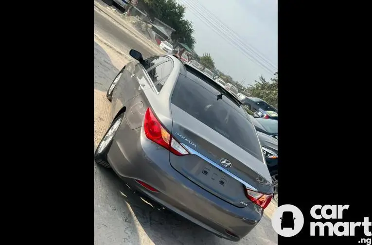 Tokunbo 2013 Hyundai Sonata (Limited) - 5/5