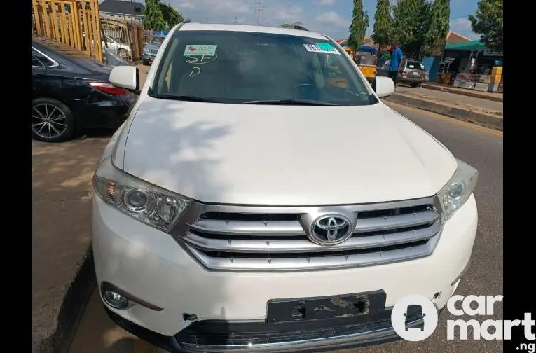 2013 TOYOTA HIGHLANDER - 1/5