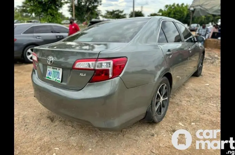 2013 TOYOTA CAMRY