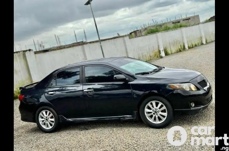 2009 TOYOTA COROLLA S