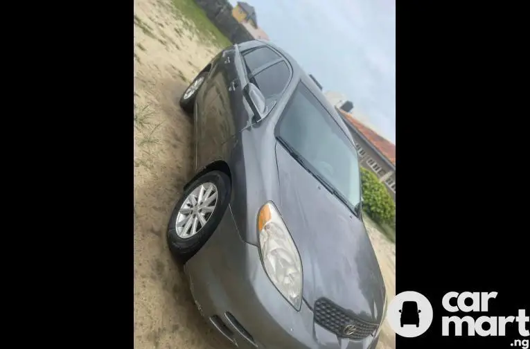 Toyota Matrix 2004