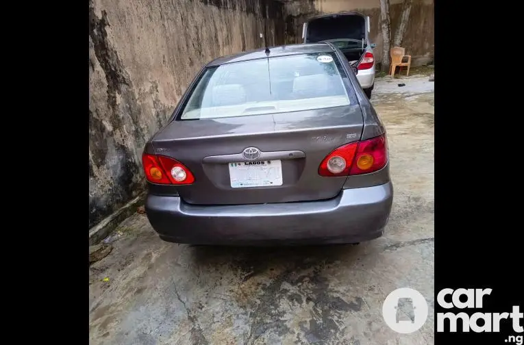 Used Toyota Corolla 2004 - 3/5