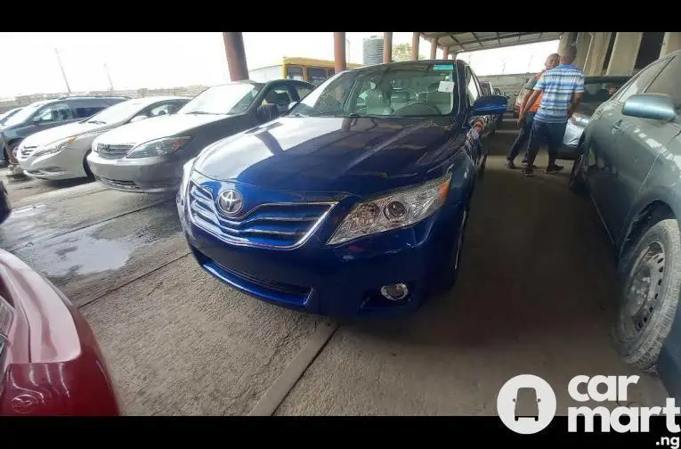 Foreign Used 2010 Toyota Camry - 2/5