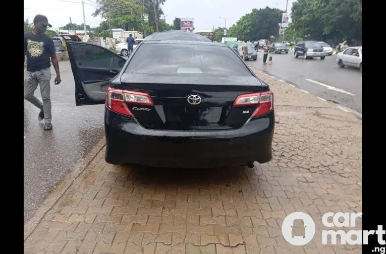 2013 TOYOTA CAMRY - 5/5