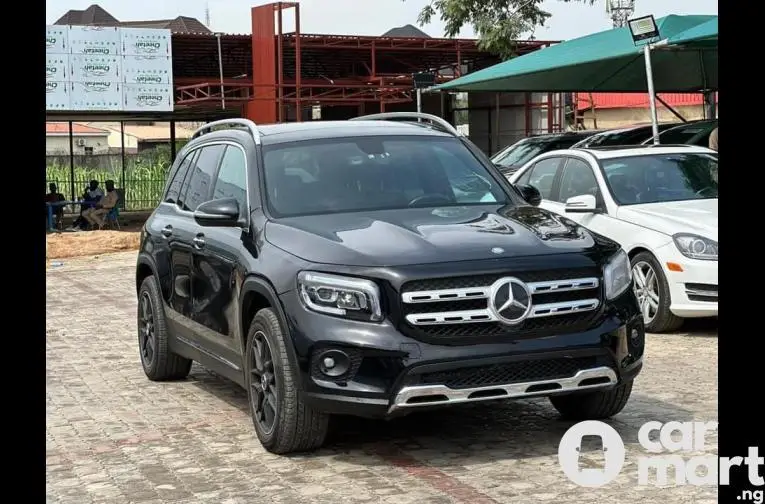 2021 MERCEDES BENZ GLB250 - 1