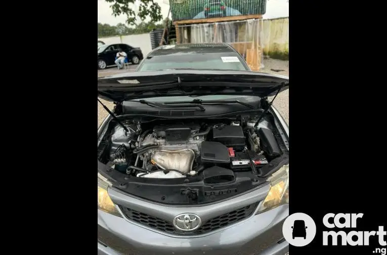 2013 TOYOTA CAMRY SE - 5/5