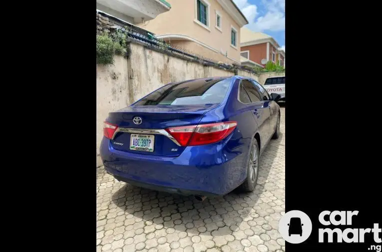 2015 Toyota Camry SE - 5/5