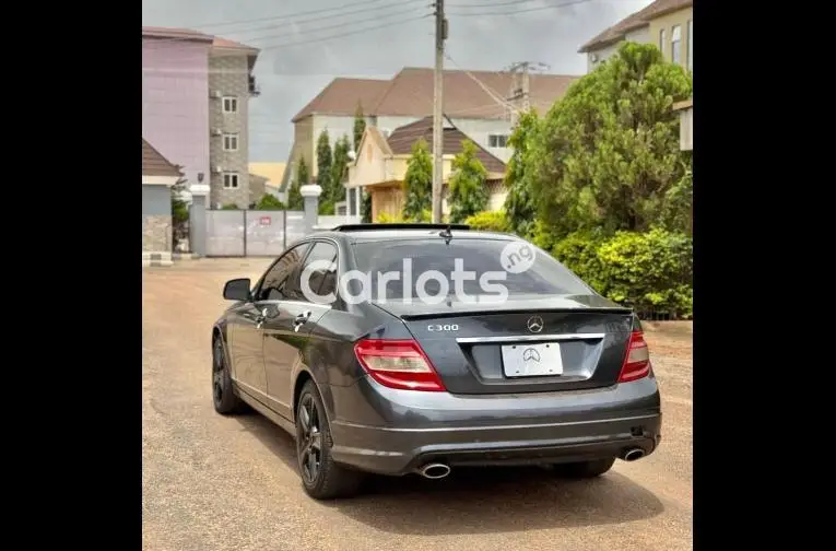 DISTRESS SALE 2008 MERCEDES BENZ C300 - 5/5