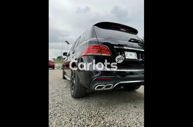 SUPER CLEAN MERCEDES BENZ ML350 UPGRADED TO GLE350 - 4/5