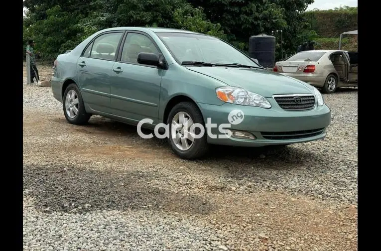 SUPER CLEAN 2007 TOYOTA COROLLA - 2/5