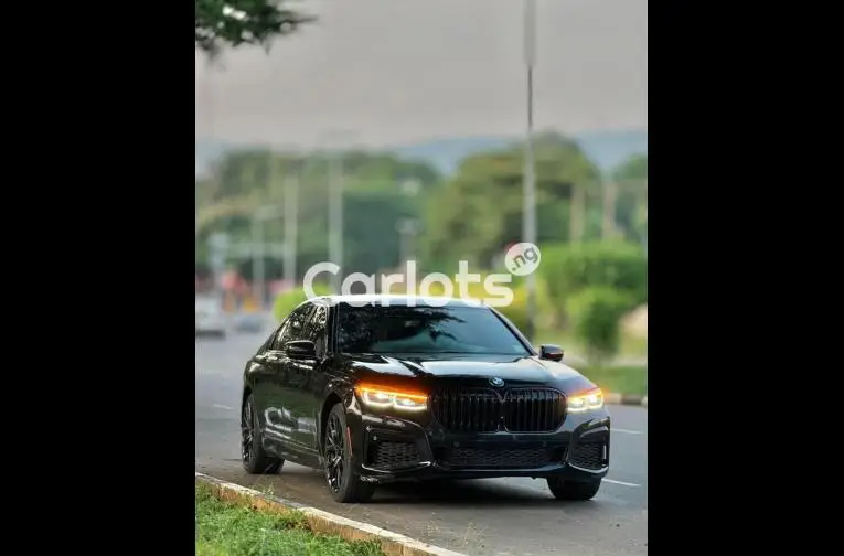 FOREIGN USED 2022 BMW 750i - 1/4