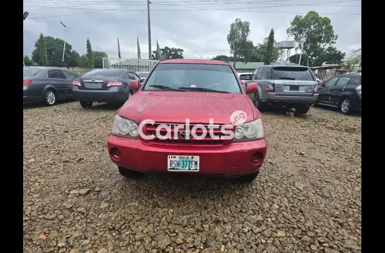 DISTRESS SALE 2004 TOYOTA HIGHLANDER