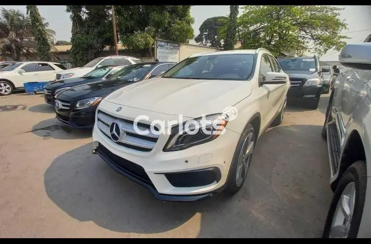 Foreign Used Mercedes Benz gla250 - 2/5