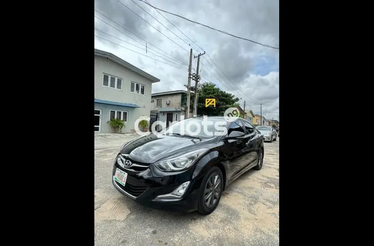 2014 Hyundai Elantra Premium