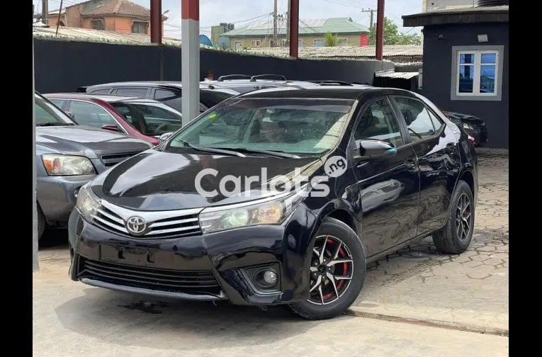 TOYOTA CAMRY 2014 - 2/5