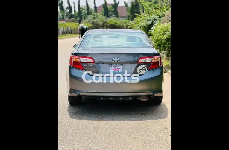 FOREIGN USED 2014 TOYOTA CAMRY - 5/5