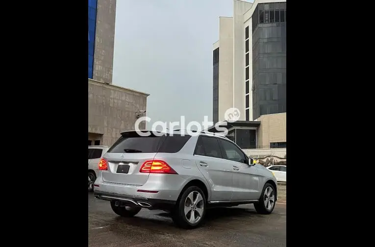 FOREIGN USED 2018 MERCEDES BENZ GLE350 - 5/5