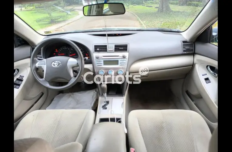 Tokunbo 2009 Toyota Camry - 2/5