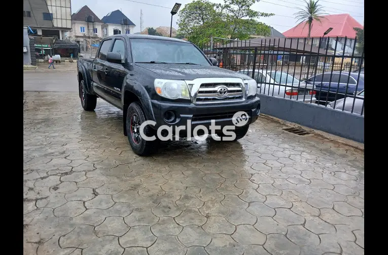 Used Toyota Tacoma 2010 - 2/5