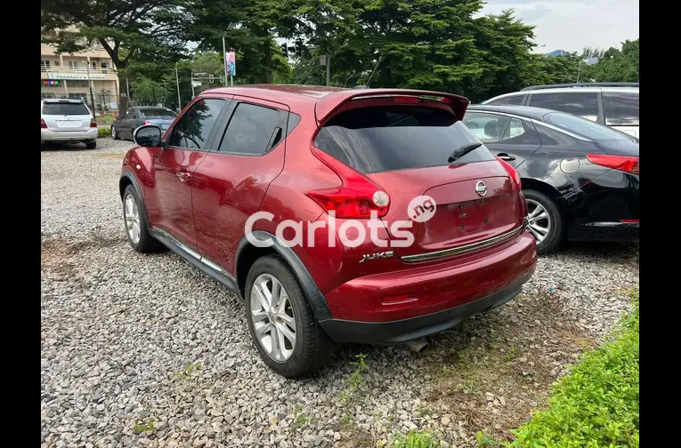 DIRECT FOREIGN USED 2012 NISSAN JUKE SL - 4/5