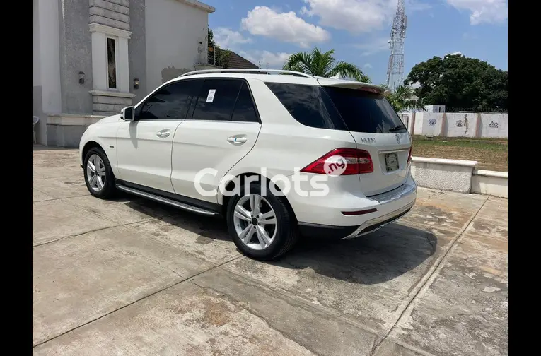 DIRECT FOREIGN USED 2012 MERCEDES BENZ ML350 - 4/5