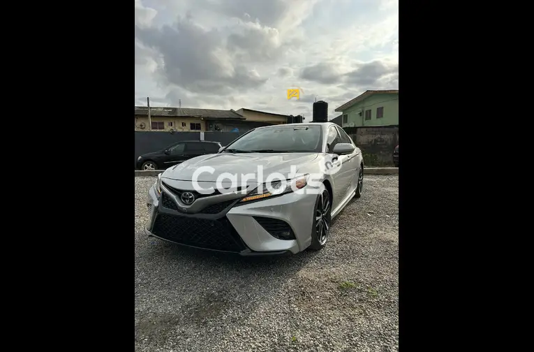 2018 Toyota Camry XSE - 1/5