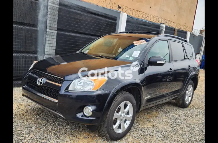 Tokunbo 2010 Toyota RAV4 Limited - 2/5