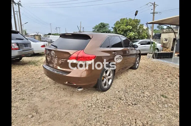 SUPER CLEAN 2010 KEYLESS TOYOTA VENZA - 5/5