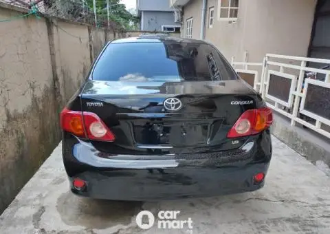 Nigerian used 2010 Toyota Corolla - 2/5