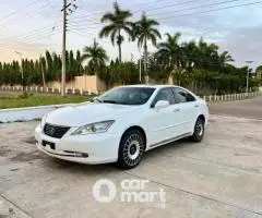 Super clean 2009 Lexus ES350