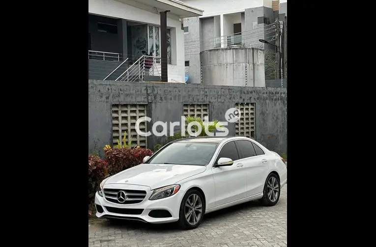 Tokunbo 2016 Mercedes Benz C300 for Sale - 1/5