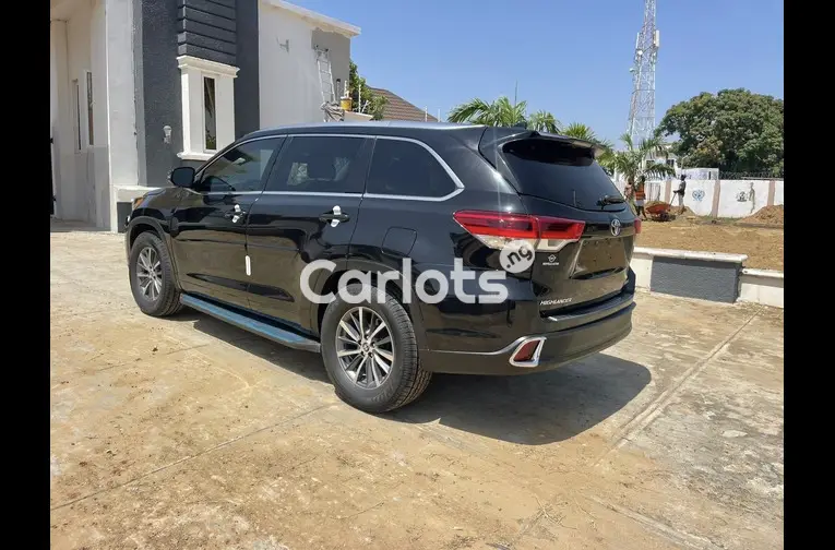 FOREIGN USED 2018 TOYOTA HIGHLANDER XLE AWD - 5/5