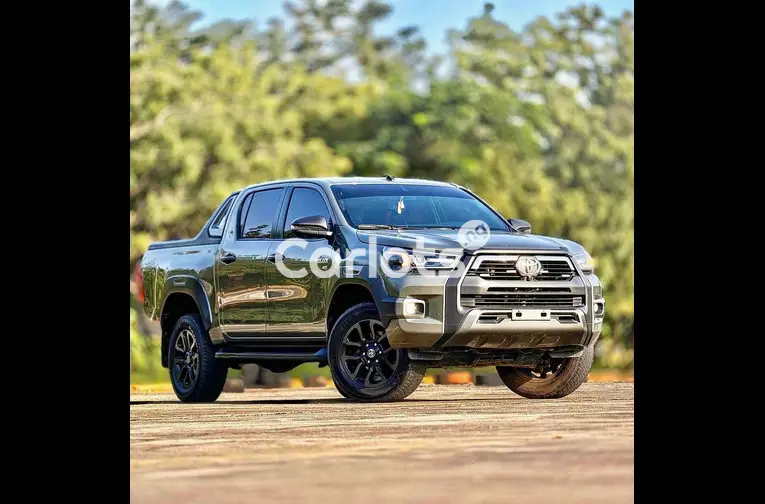 FOREIGN USED 2022 TOYOTA HILUX ADVENTURE - 2/5