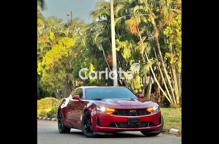 FOREIGN USED 2020 CHEVROLET CAMARO - 2/5