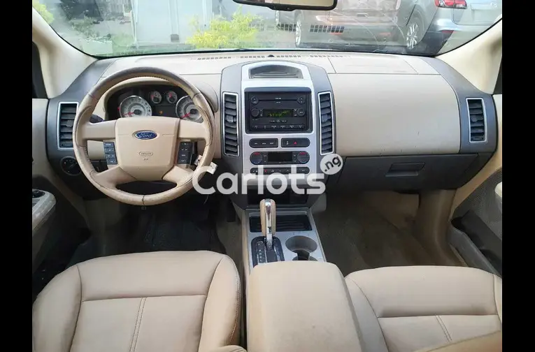 Tokunbo 2008 Ford Edge - 2/5