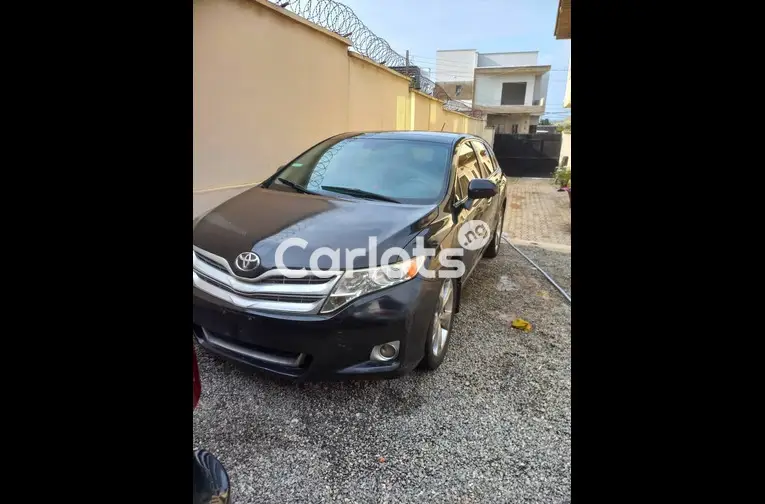 TOKS Standard 2011 Toyota VENZA AWD Full Option - 1/5