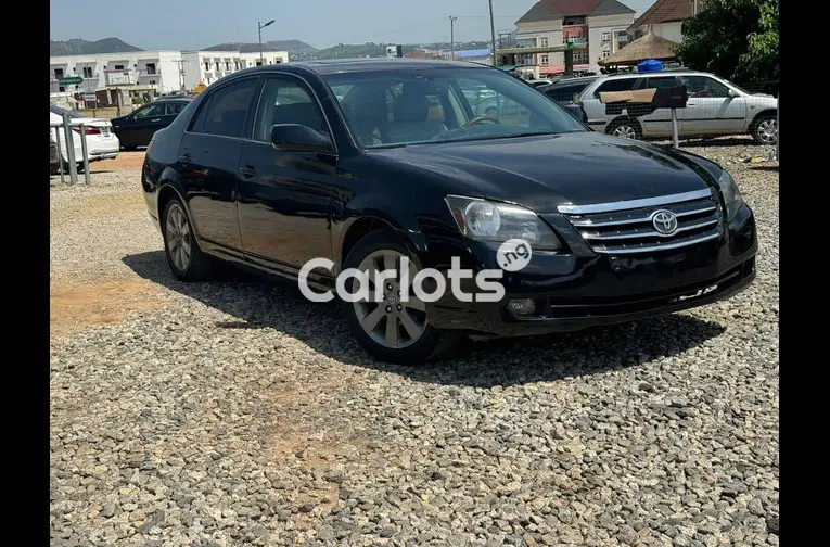 SUPER CLEAN 2007 TOYOTA AVALON - 2/5