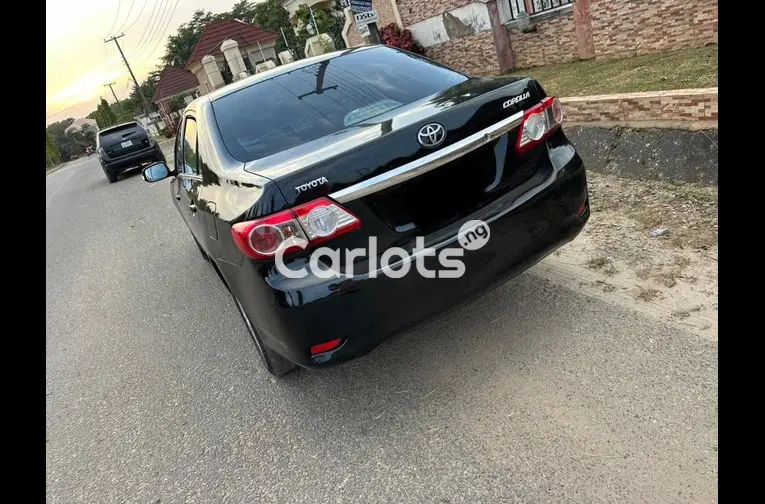 SUPER CLEAN 2013 KEYLESS TOYOTA COROLLA