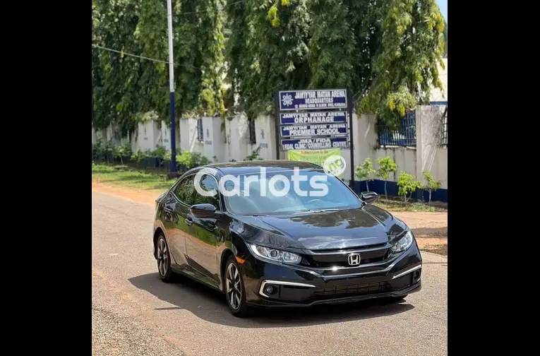 FOREIGN USED 2018 HONDA CIVIC - 1/5