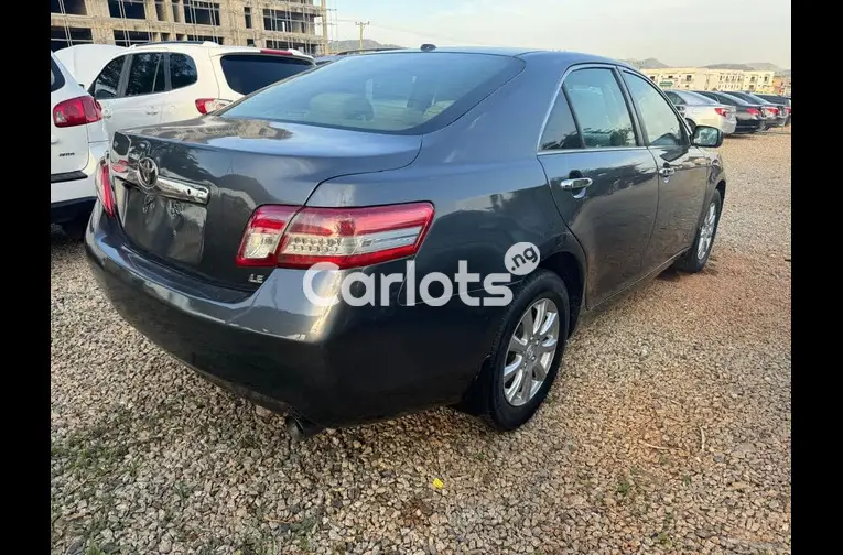 UNREGISTERED 2010 TOYOTA CAMRY - 5/5