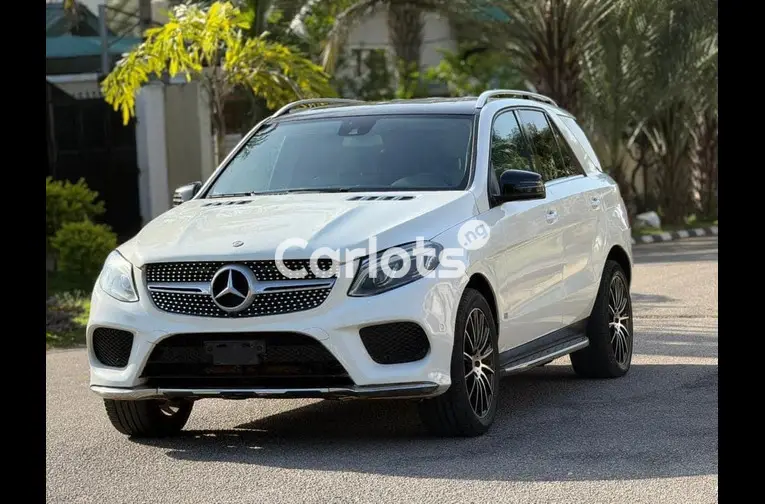 MERCEDES BENZ ML350 UPGRADED TO GLE350 AMG TRIM - 2/5