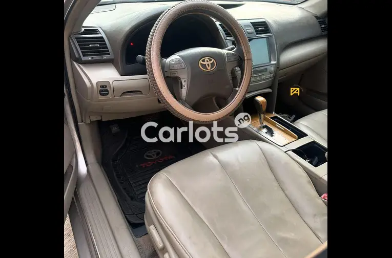 2007 Toyota Camry XLE Premium - 2/5