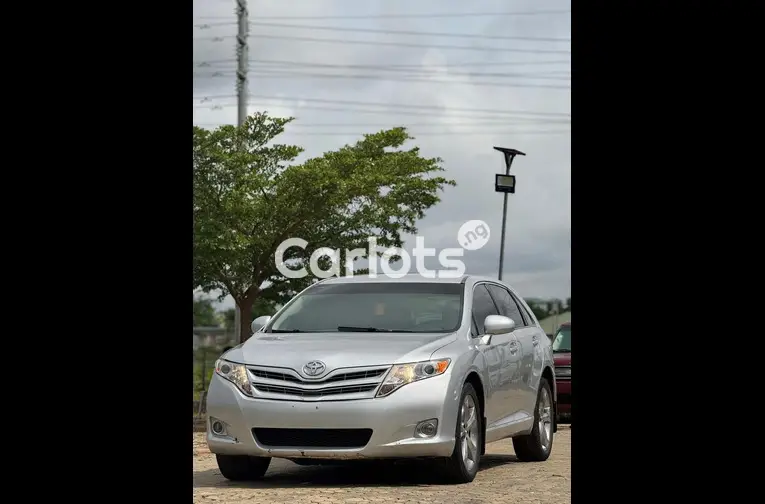 2011 UNREGISTERED TOYOTA VENZA - 1/5