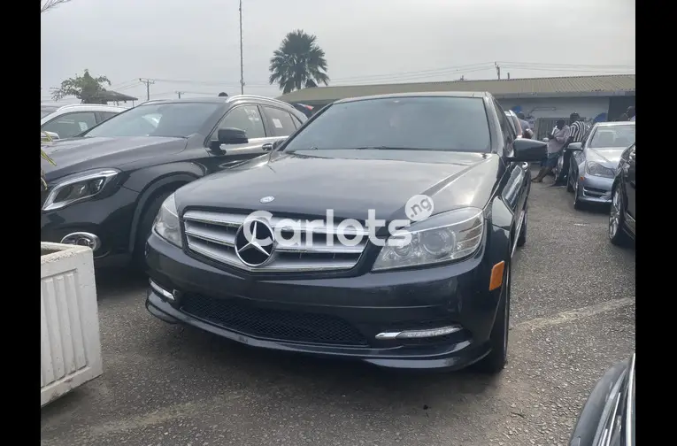 Foreign Used 2011 Mercedes Benz C300 - 1/5